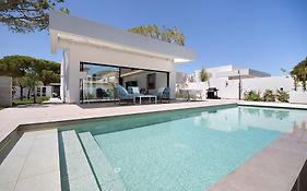 Lola Sea Villa